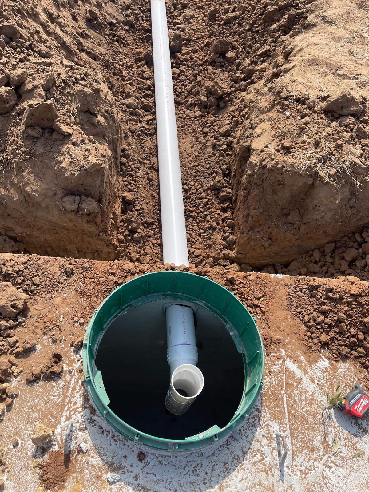 Septic pipe connection
